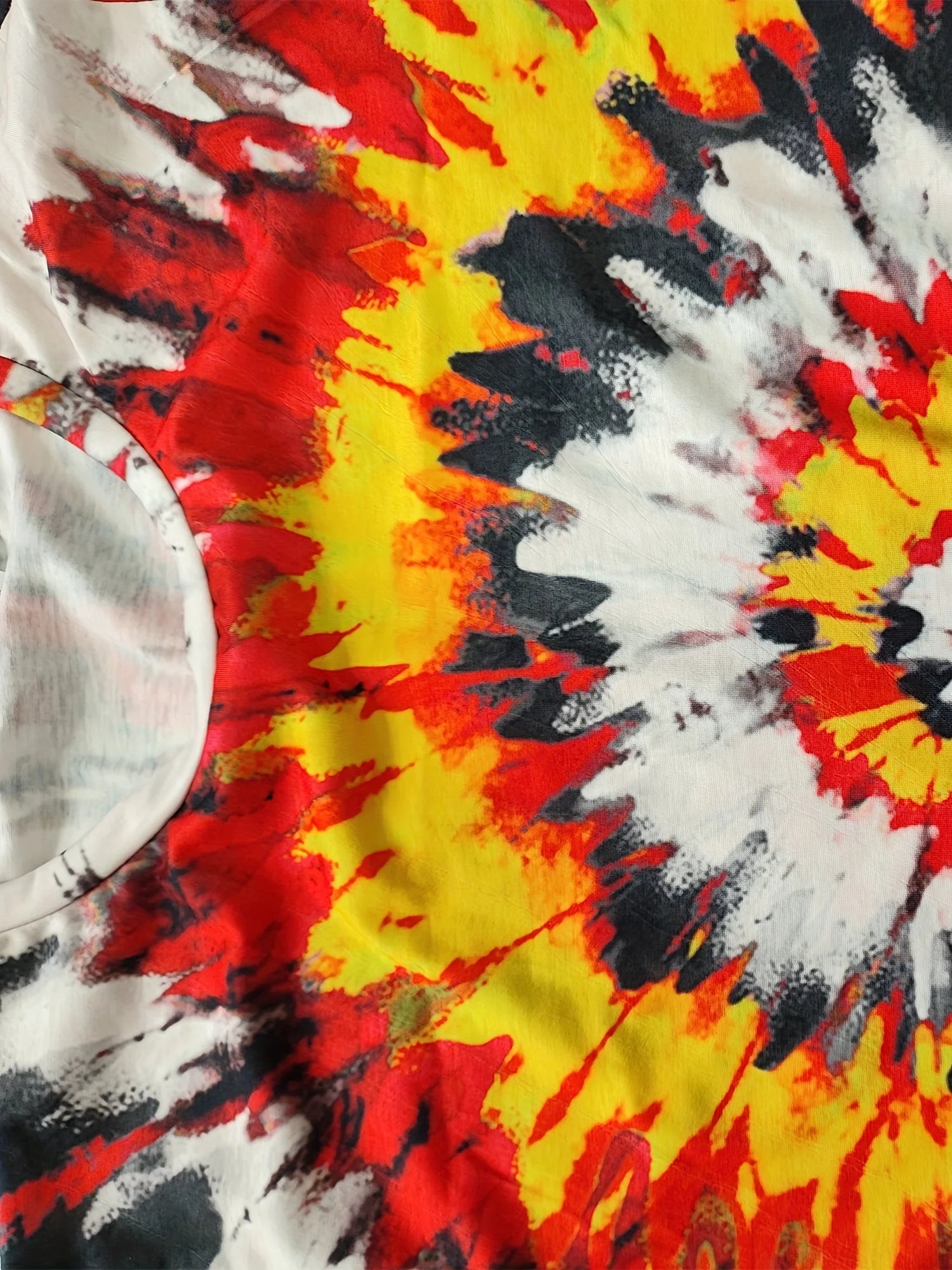 Men'S Vibrant Tie-Dye 3D Print T-Shirt - Red, Yellow & Black Swirl Pattern, Short Sleeve, Crew Neck, Lightweight Polyester