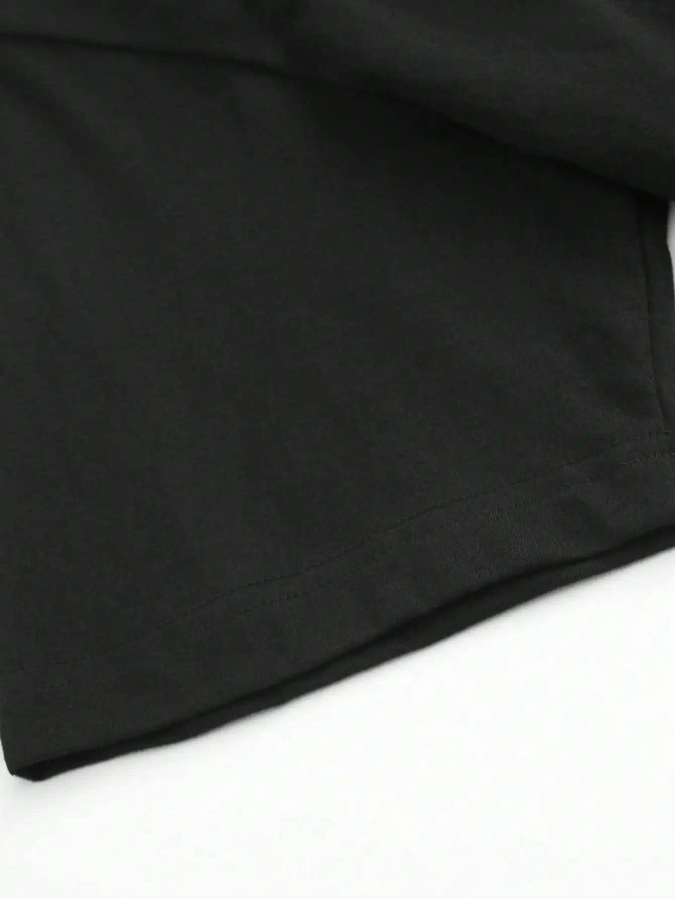 Plus Size Black Short Sleeve T-Shirt With“Poppy” Word and Cute Explanation Suitable for Outdoor Leisure Wear in Summer