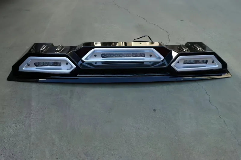 Car Roof Three-eye Spotlight Fit for JETOUR Traveler T2 2023-2025  Modified Auto LED Off-road Searchlight Exterior Accessories