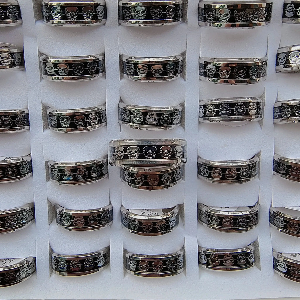 18/36pcs Wholesale Rings Style Punk Hiphop Domineering  Skull Head Ring Fashion Personality Men and Women Accessories Jewelry