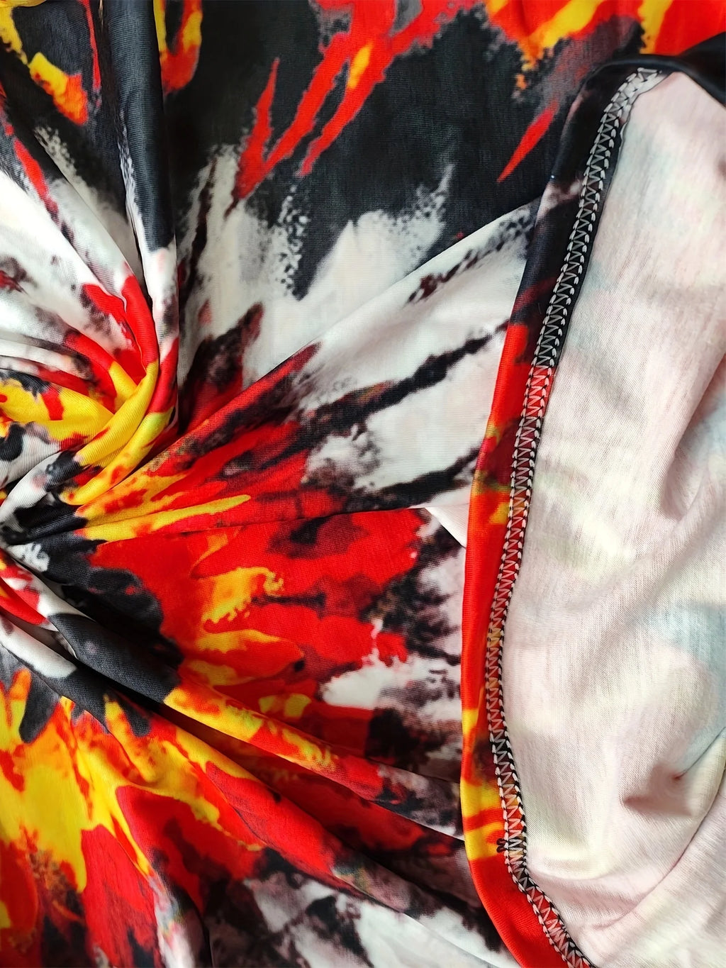 Men'S Vibrant Tie-Dye 3D Print T-Shirt - Red, Yellow & Black Swirl Pattern, Short Sleeve, Crew Neck, Lightweight Polyester