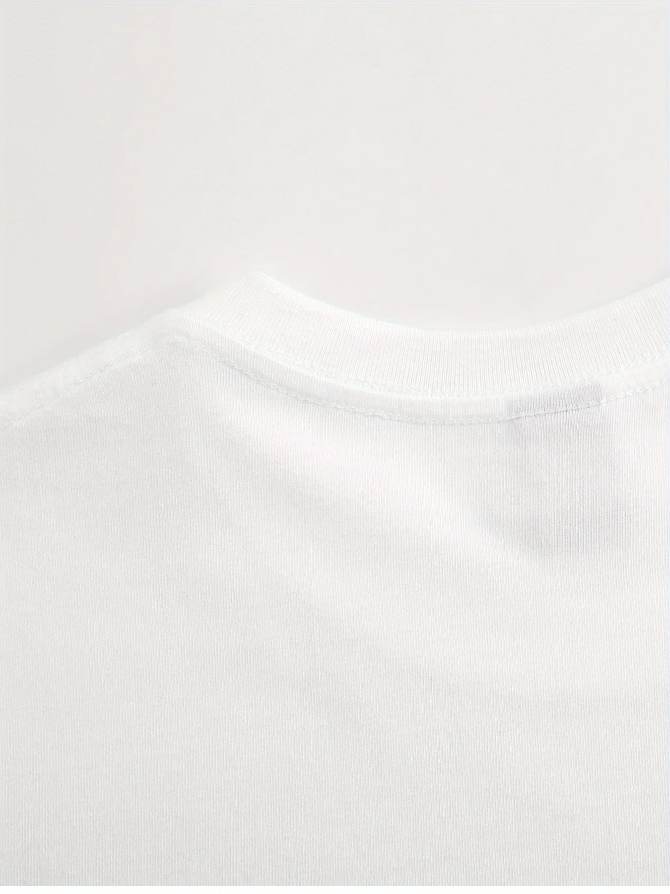 Men's Casual Graphic T-Shirt Design Pure Cotton Breathable Comfortable Perfect for Summer Outings and Casual Attire