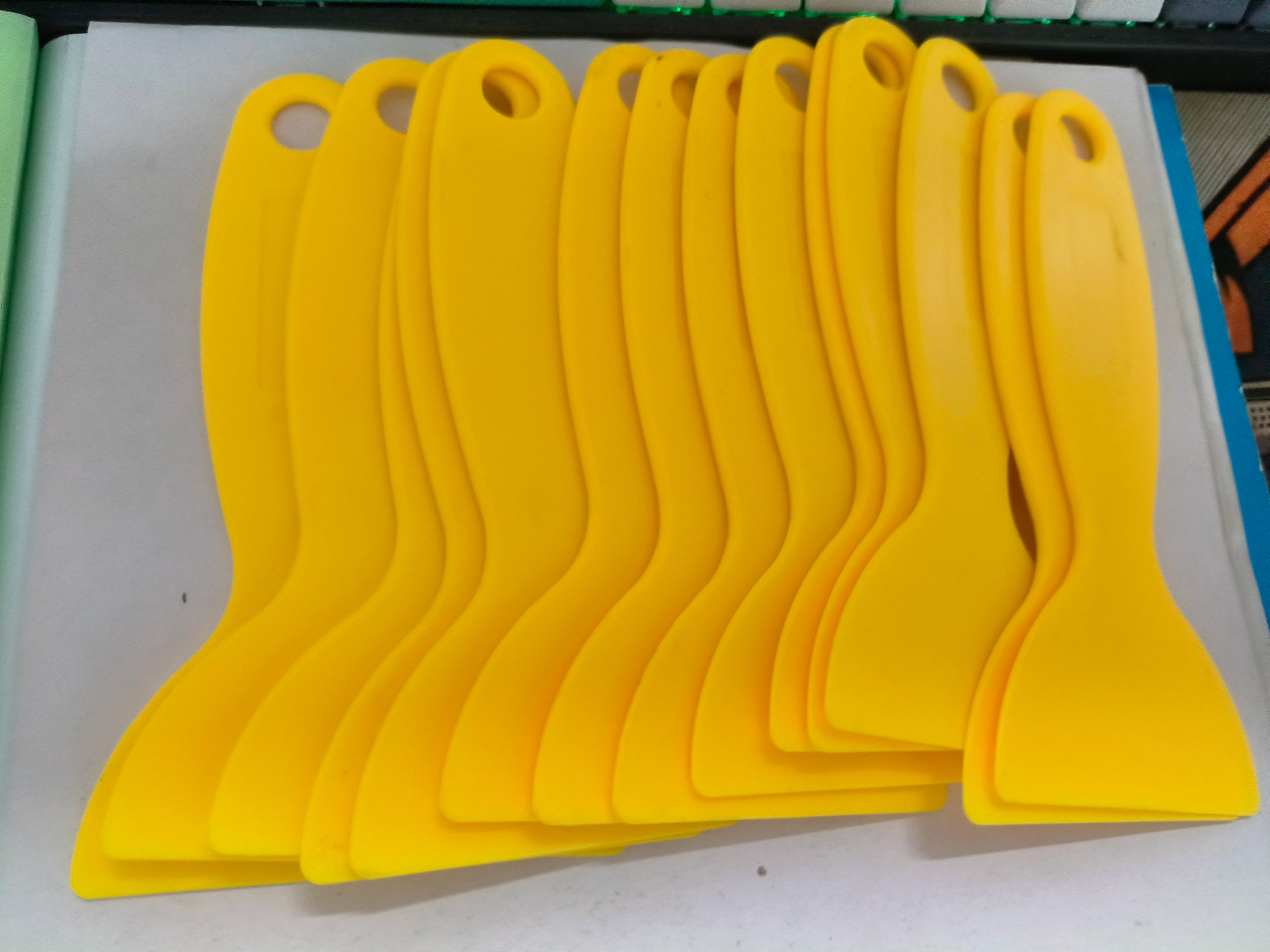 1PCS Anti-Static Plastic Spudger/Battery Pry Tool with Scraper Application: Mobile phone repair and disassembly Ming